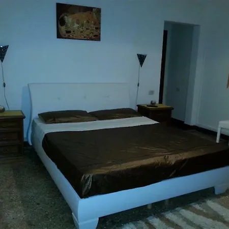 Ca' Contarini מלון 3*